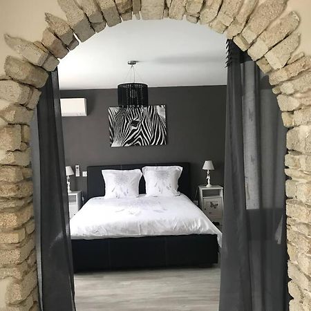 Вилла Gite La Licorne Entrechaux Экстерьер фото